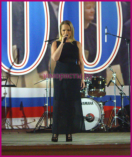 Лариса Долина